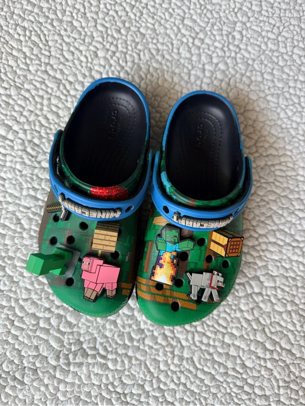 CROCS comfortable kids